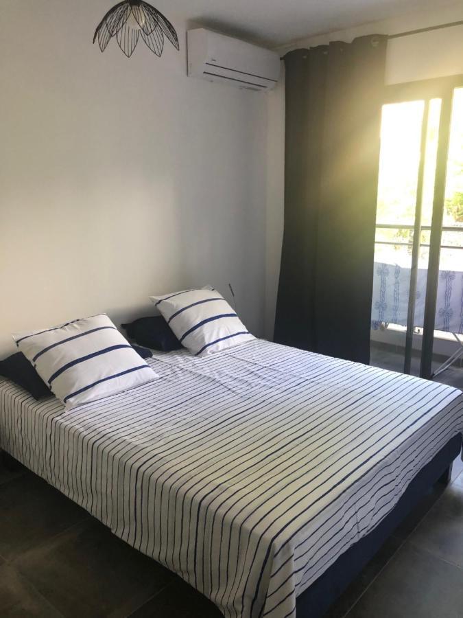 Leu Girembelle Apartment Сен-Лу Екстериор снимка